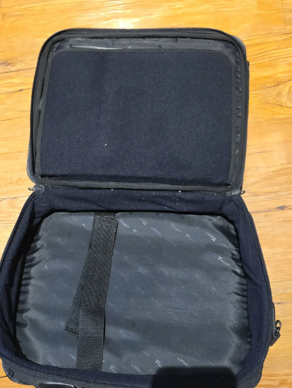 Black Men's Laptop Bag